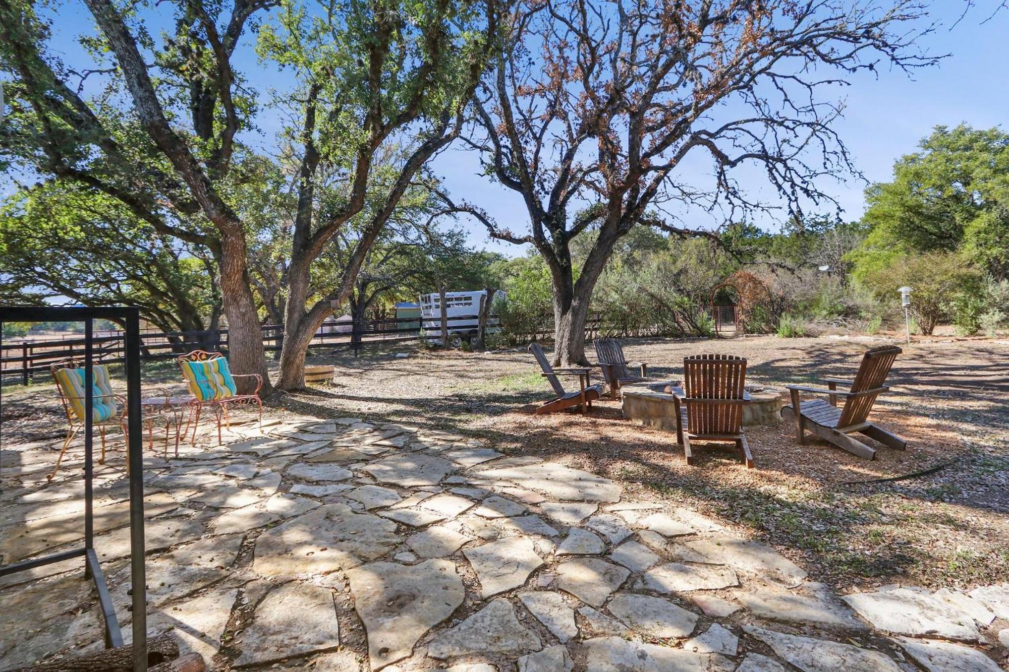 Red Donkey Cottage Wimberley Zewnętrze zdjęcie
